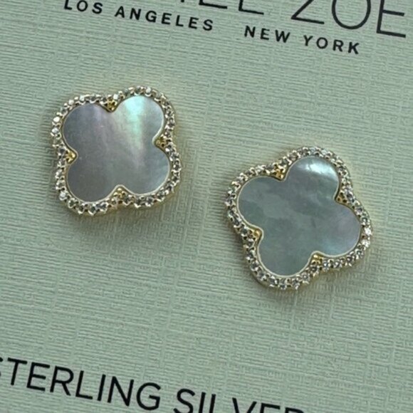 Rachel Zoe Mother of Pearl Sterling Silver 925 Gold Plated Clover Stud Earrings - Picture 11 of 12